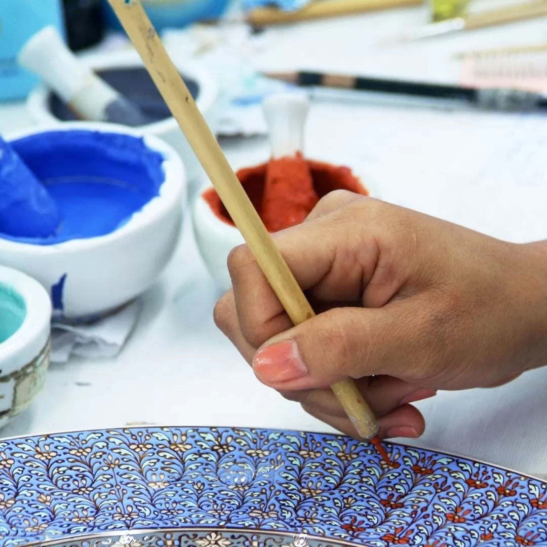 EXPERSITO - PORCELAIN PLATE PAINTING
